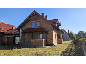 Dom śląskie
będziński
Psary
Malinowice Na sprzedaż 799 000 PLN 160 m2 