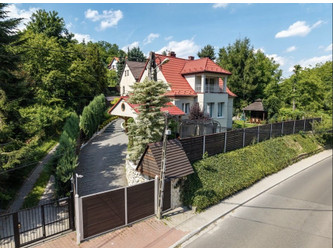 Dom małopolskie
Kraków
Zwierzyniec Na sprzedaż 3 300 000 PLN 210 m2 