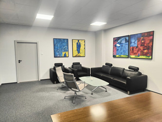 Biuro łódzkie
Łódź
Górna Do wynajęcia 3171 PLN 90,6 m2 