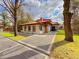 Dom mazowieckie
Warszawa
Wawer
Falenica Na sprzedaż 2 590 000 PLN 260 m2 