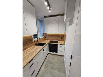 Mieszkanie łódzkie
Łódź
Górna
Dąbrowa Na sprzedaż 360 000 PLN 37 m2 