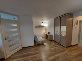 Mieszkanie małopolskie
Kraków Do wynajęcia 3000 PLN 37 m2 