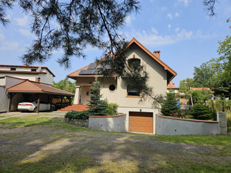 Dom śląskie
tarnogórski
Tworóg
Tworóg Na sprzedaż 1 450 000 PLN 217 m2 