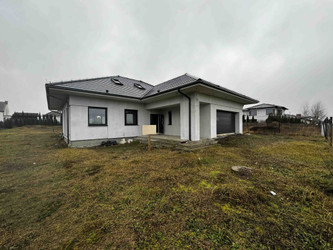 Dom wielkopolskie
gnieźnieński
Gniezno Na sprzedaż 745 500 PLN 205 m2 