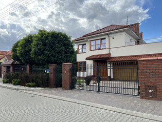 Dom mazowieckie
pruszkowski
Raszyn
Rybie Na sprzedaż 2 390 000 PLN 247,1 m2 