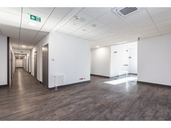 Biuro mazowieckie
Warszawa
Wola Do wynajęcia 24 390 PLN 301 m2 