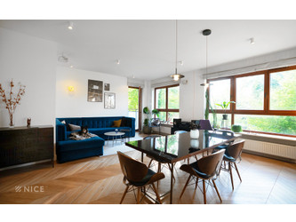 Mieszkanie mazowieckie
Warszawa Na sprzedaż 2 350 000 PLN 86,16 m2 