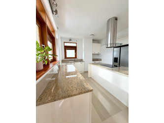 Mieszkanie mazowieckie
Warszawa
Śródmieście Do wynajęcia 8500 PLN 127 m2 