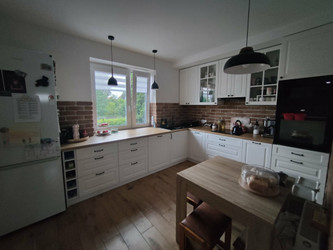 Dom mazowieckie
wołomiński
Ząbki Na sprzedaż 2 500 000 PLN 170 m2 