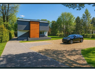 Lokal śląskie
mikołowski
Mikołów Do wynajęcia 15 000 PLN 200 m2 