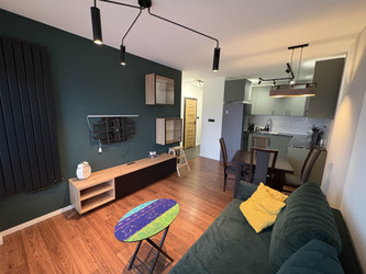 Mieszkanie łódzkie
Łódź
Polesie
Retkinia Do wynajęcia 2200 PLN 40 m2 