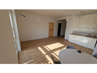 Mieszkanie wielkopolskie
poznański
Tarnowo Podgórne
Tarnowo Podgórne Na sprzedaż 550 000 PLN 140 m2 