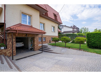 Dom śląskie
Częstochowa
Grabówka Na sprzedaż 835 000 PLN 355 m2 