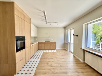 Dom łódzkie
Łódź
Bałuty
Julianów-Marysin-Rogi Na sprzedaż 1 890 000 PLN 170 m2 