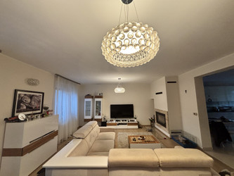 Dom warmińsko-mazurskie
Olsztyn
Pieczewo Na sprzedaż 1 850 000 PLN 214,5 m2 