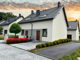 Dom pomorskie
kartuski
Żukowo
Żukowo Na sprzedaż 449 000 PLN 90 m2 