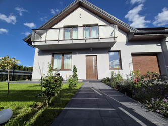 Dom mazowieckie
warszawski zachodni
Ożarów Mazowiecki
Ołtarzew Na sprzedaż 2 100 000 PLN 163 m2 