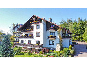 Komercyjne małopolskie
tatrzański
Zakopane
Rabka-Zdrój Na sprzedaż 9 650 000 PLN 2500 m2 