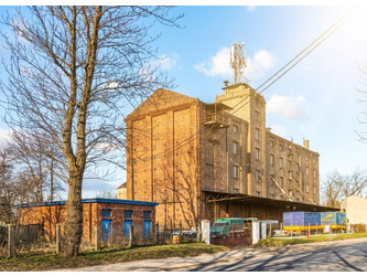 Przemysłowy łódzkie
Piotrków Trybunalski Do wynajęcia 27 500 PLN 5160 m2 