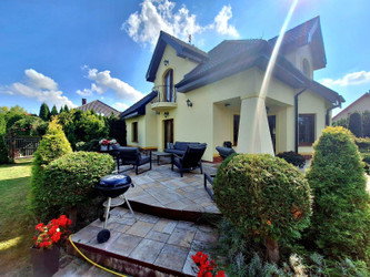 Dom wielkopolskie
poznański
Rokietnica
Rokietnica Na sprzedaż 2 130 000 PLN 196 m2 