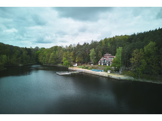 Obiekt dolnośląskie
lubański
Leśna
Złotniki Lubańskie Na sprzedaż 4 050 000 PLN 2608 m2 